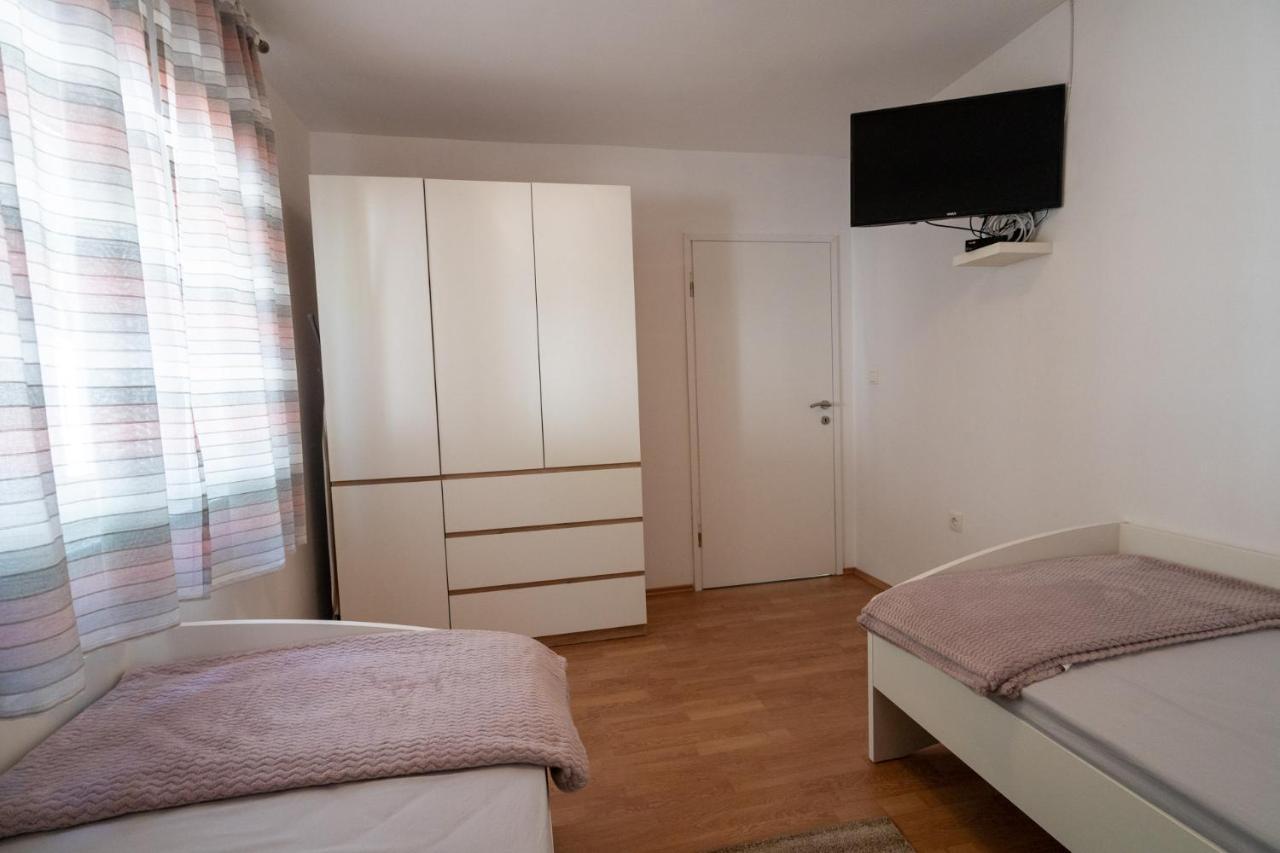 Holiday House Zrmanja Vrelo Krupa Exterior photo